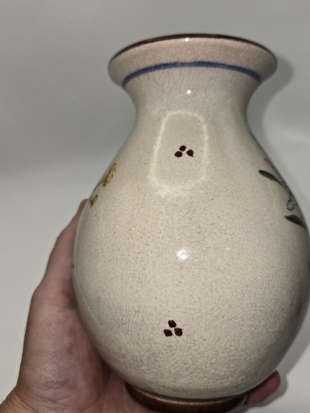 Vintage Handpainted Floral Ceramic Vase With Crackled Glaze - Picture 6 of 8
